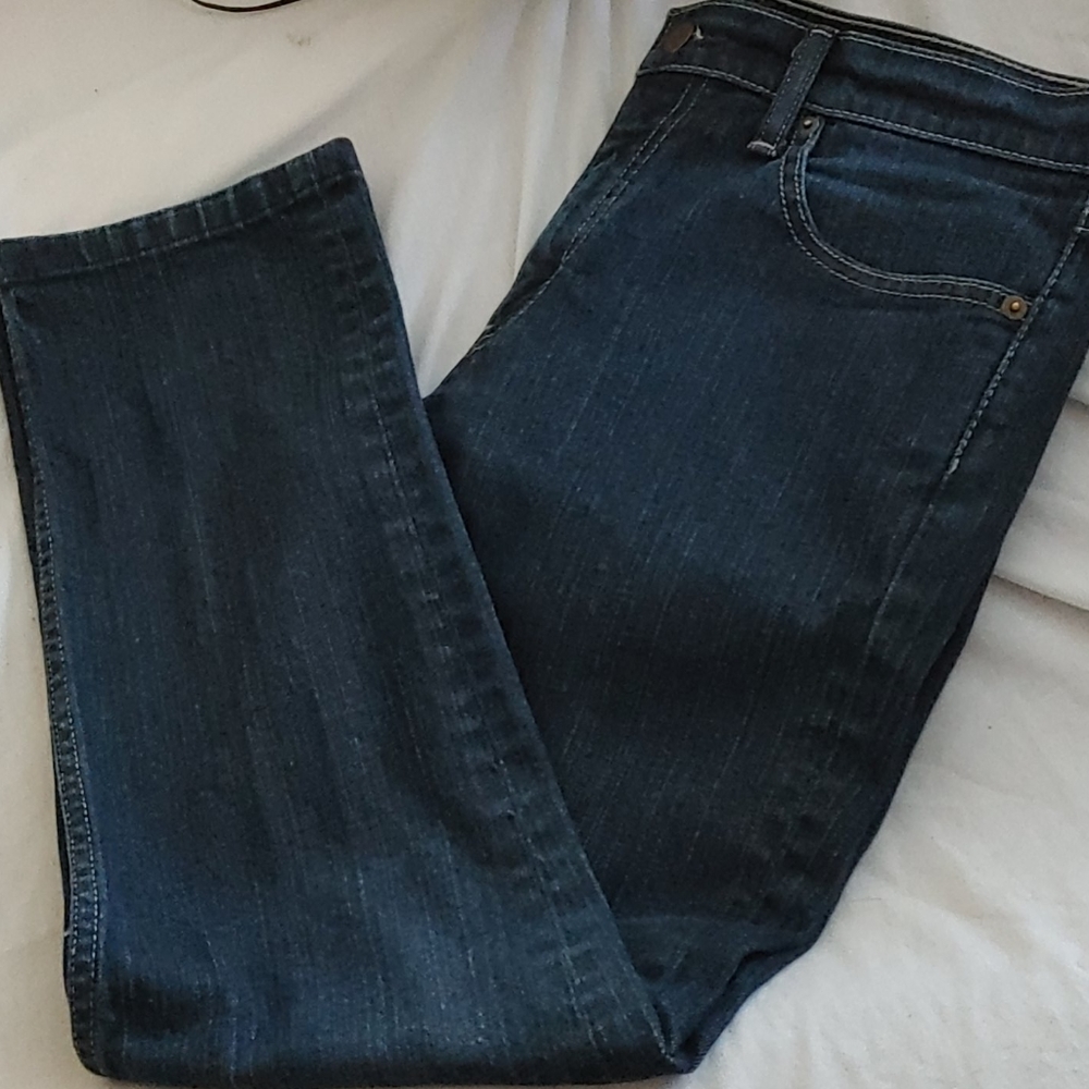 Nice pair of blue jeans 9.7/10